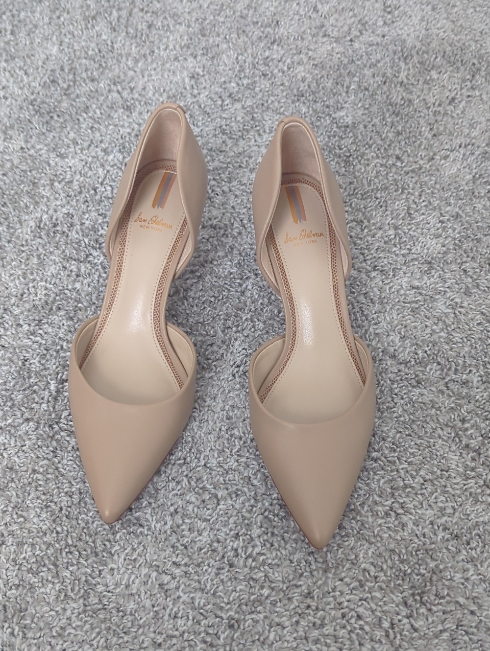 Sam Edelman Pointed Jaina in Soft Beige